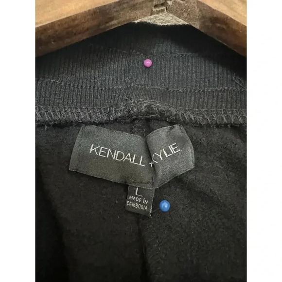 Kendall + Kylie Jogger - Picture 5 of 7